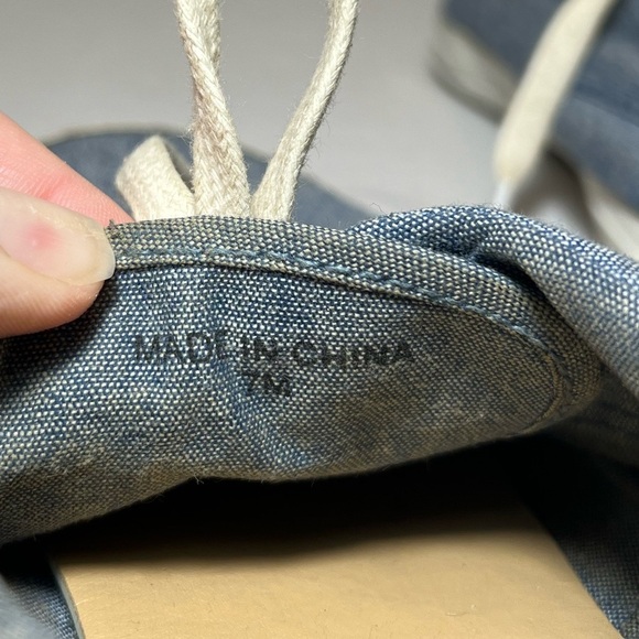 Talbots Camila Sneakers - Blue/Chambray/Denim - Size 7 - Picture 6 of 6